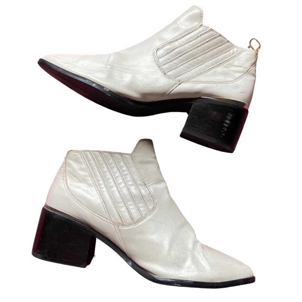 Melrose & Market White Ankle Booties 7